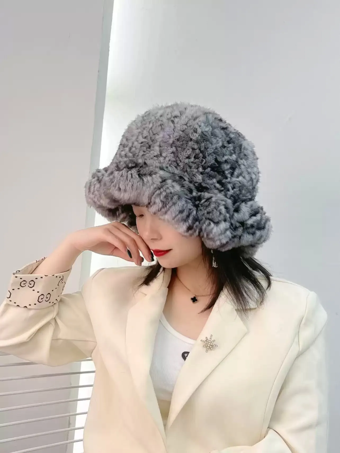 2023 high-luxury fur custom chinchilla series chinchilla blue purple fur hat thickened high-density female fisherman autumn and winter