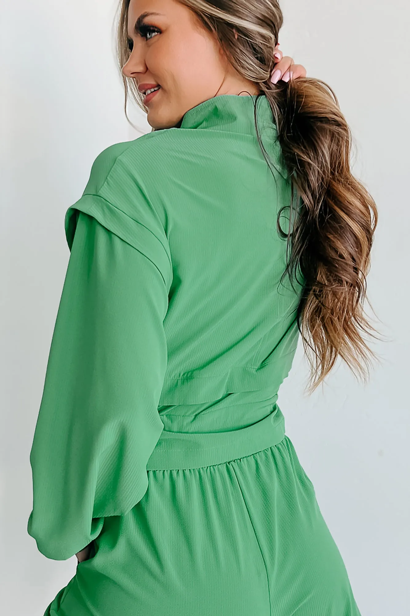 Bettering Myself Textured Woven Jacket & Shorts Active Set (Green)