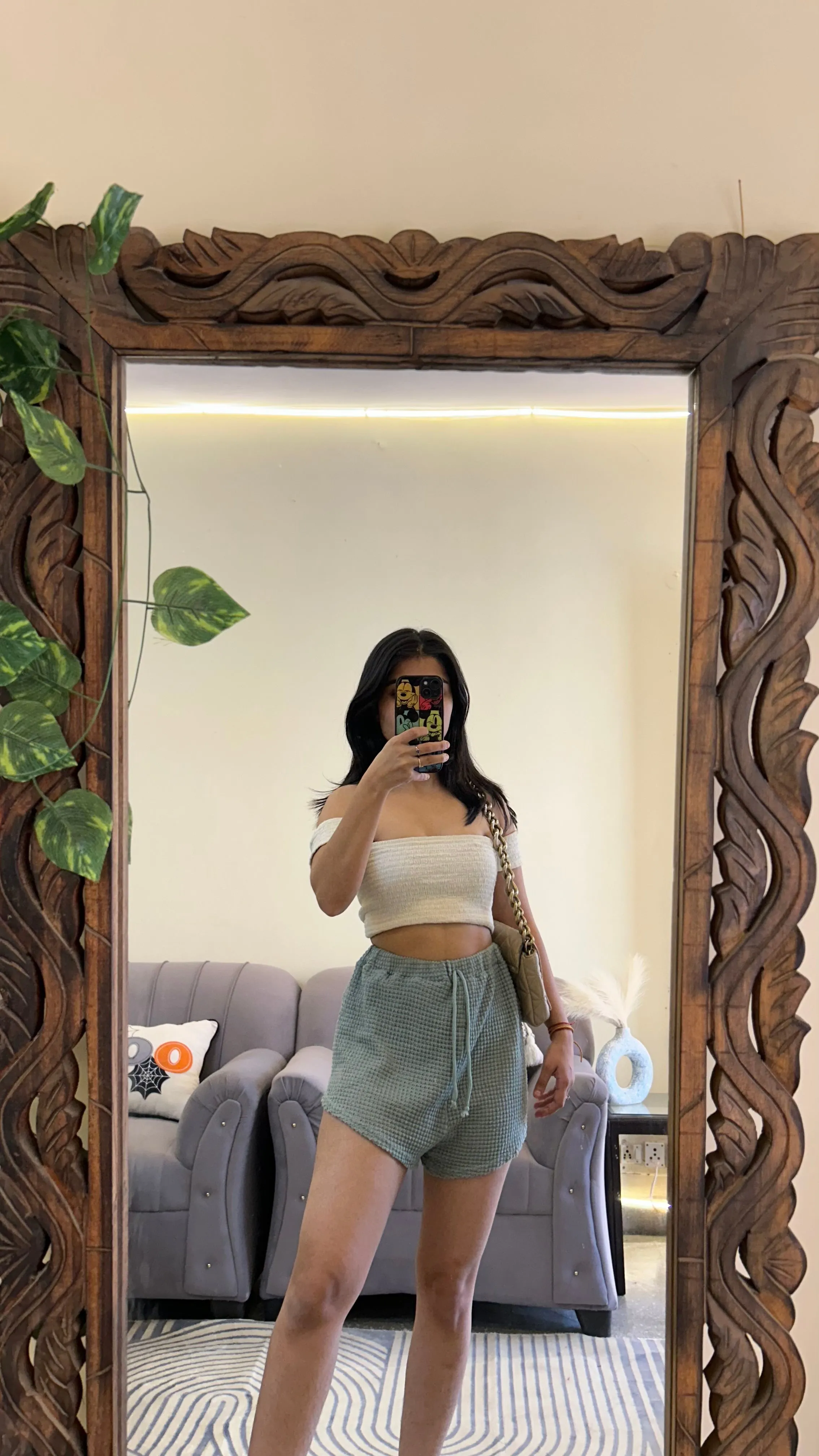 Cute short 32-34 waist