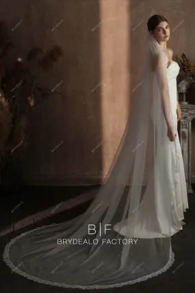 Elegant Lace Edging Single Tier Chapel Length Wedding Veil
