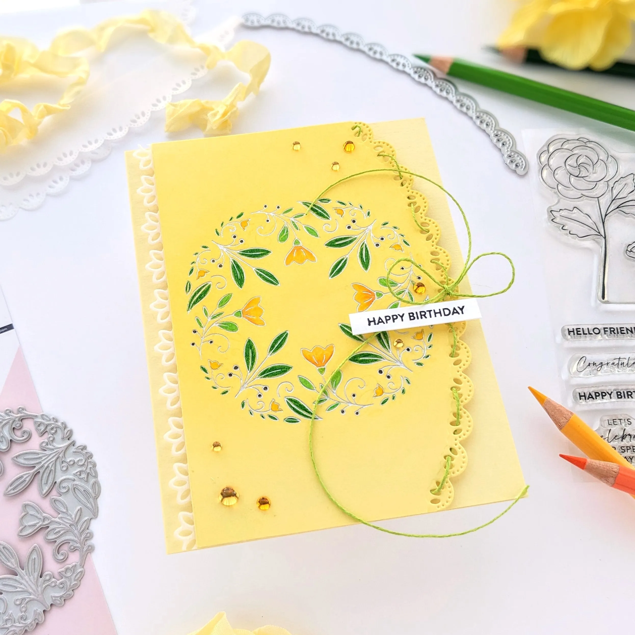 Essentials: Slim lacy edgers die set