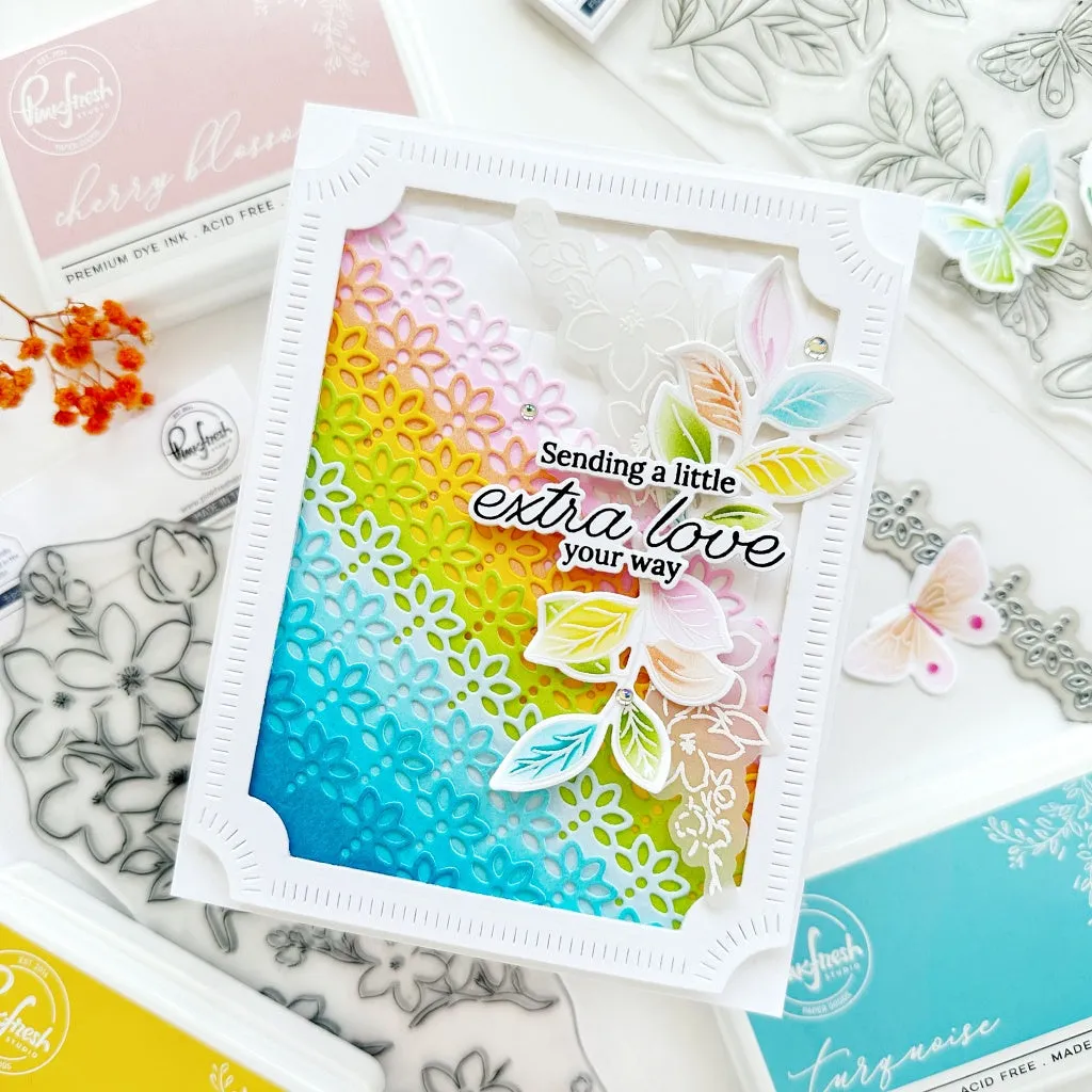 Essentials: Slim lacy edgers die set