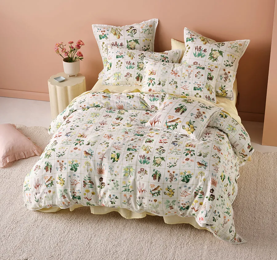 Garden Bed Quilt Cover Set Range Vanilla