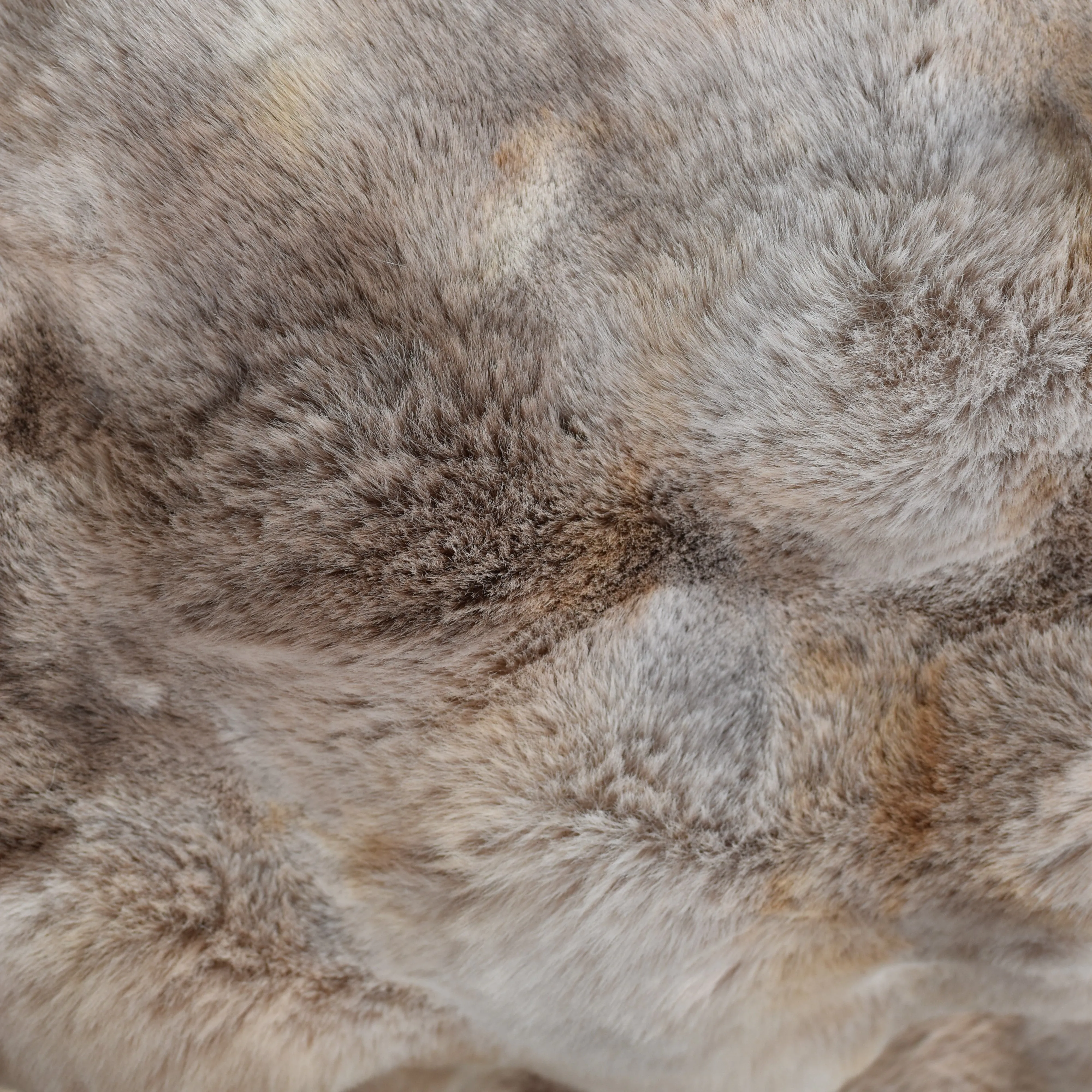 Luxury Ripple Rabbit Touch Fur Throw - Natural & Rusts