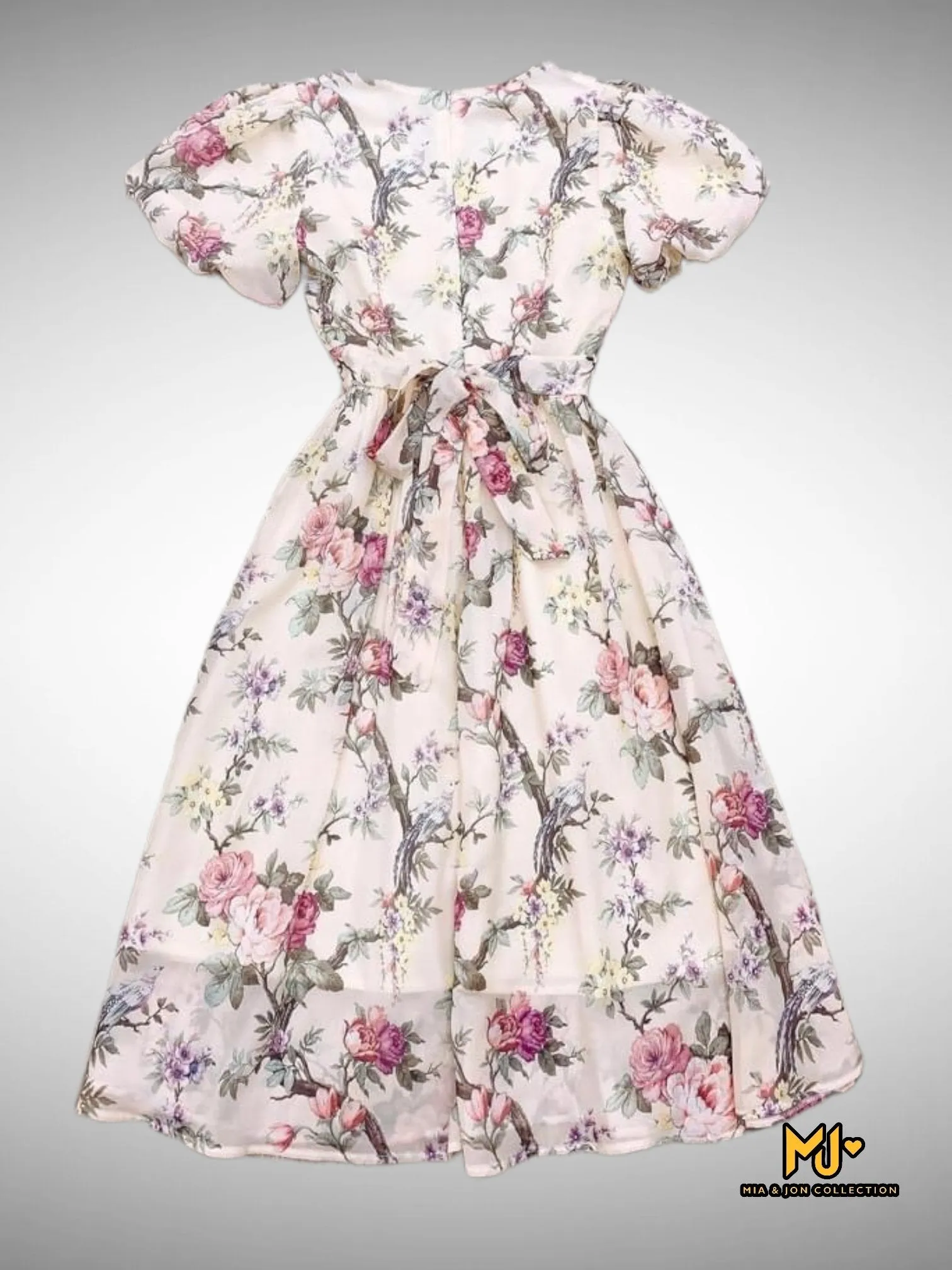 MJV1511 Floral V-Neck Puff Sleeve Fit & Flare Dress
