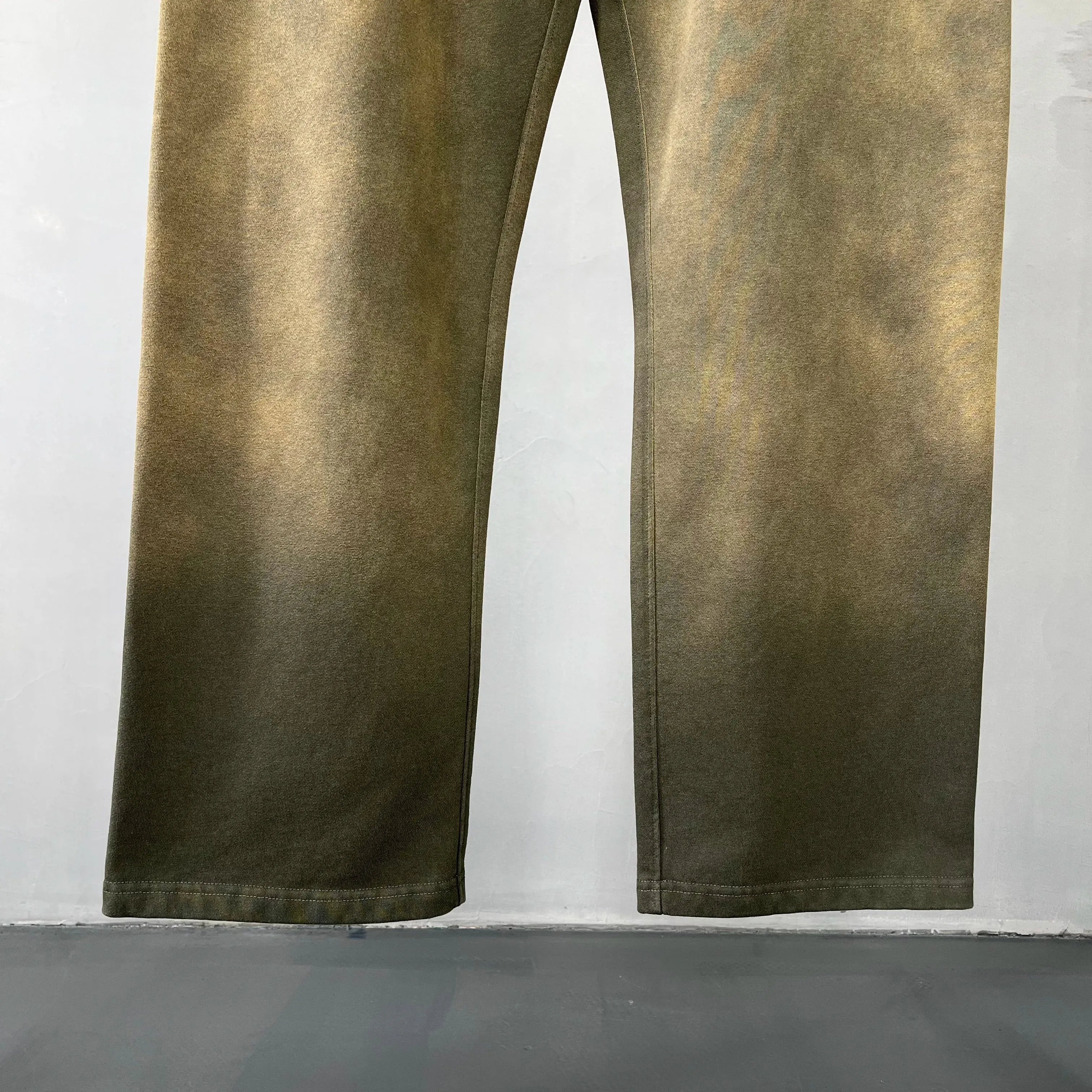 Spray-Dyed Sweatpants: Unique, Urban Style