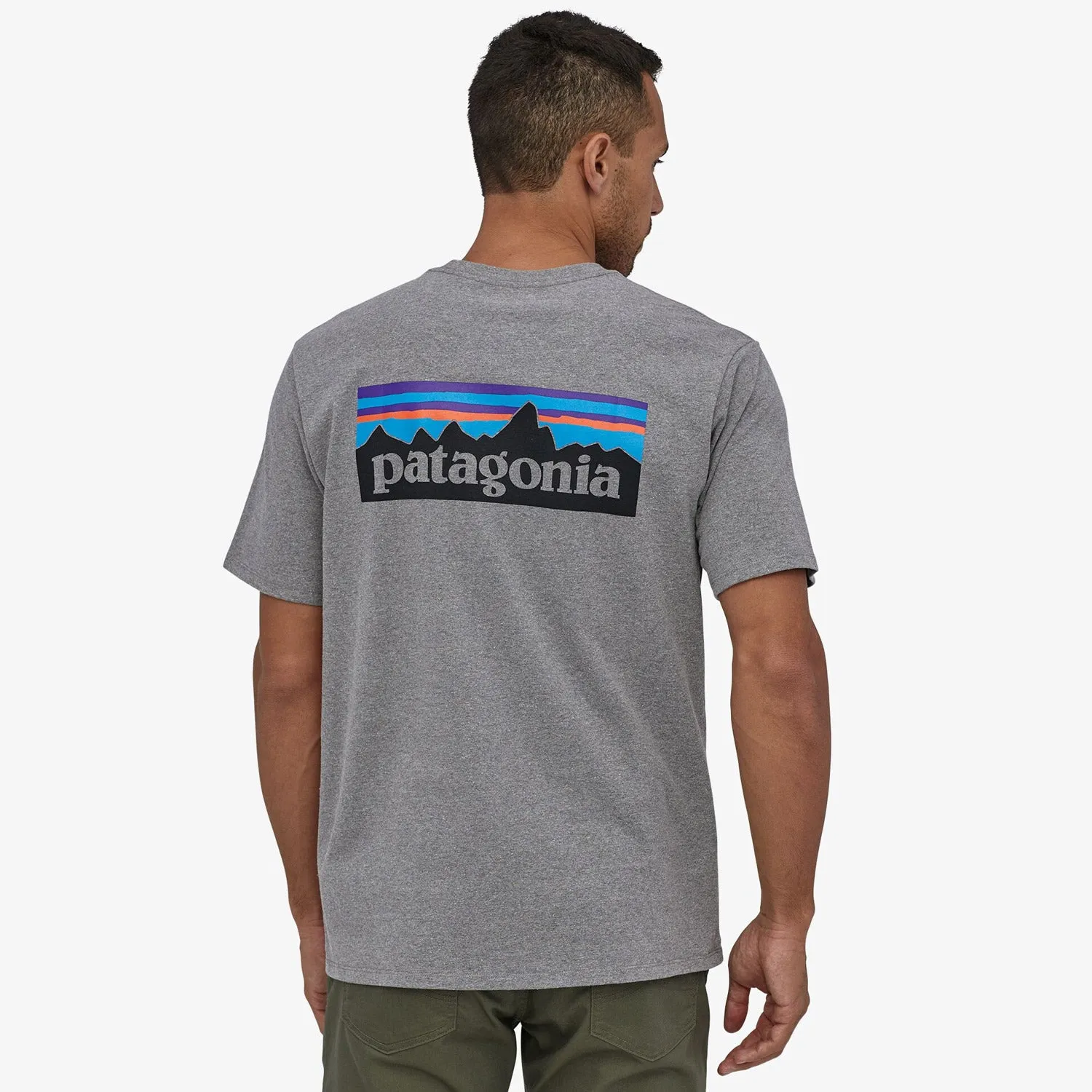 T-Shirt Patagonia P-6 Logo Responsibili - Grigio